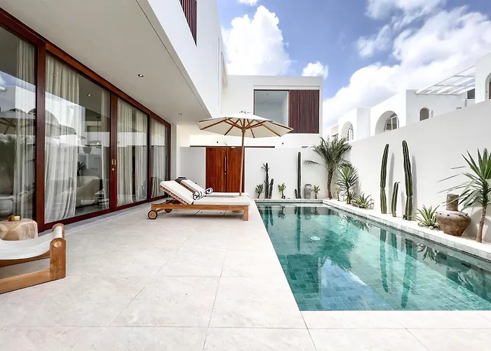 Mae Canggu (Bali)
